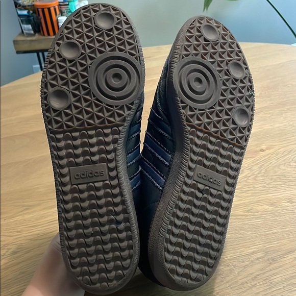 Adidas Black/navy Sambas - Picture 5 of 5